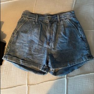 American eagle mom shorts